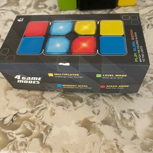 Multi modes electronic musical cube toys